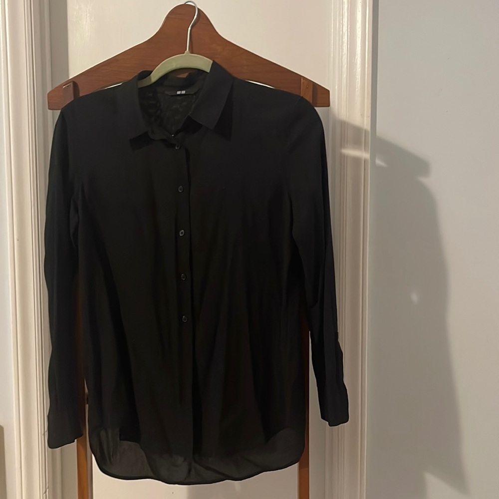 Uniqlo Rayon Long-Sleeve Blouse. Black XS.